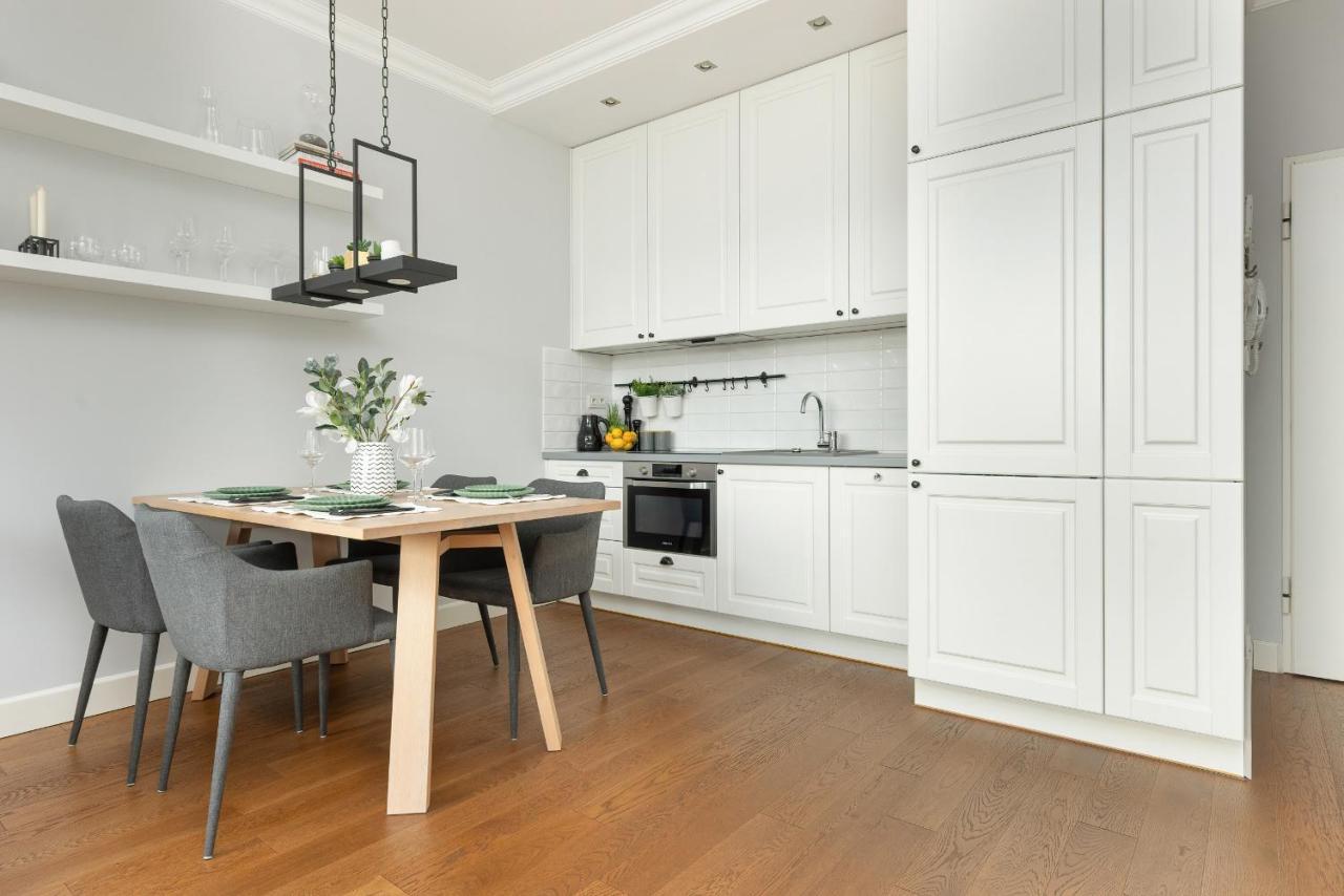 Cozy Apartment Gieysztora Wilanow By Noclegi Renters Varşova Dış mekan fotoğraf