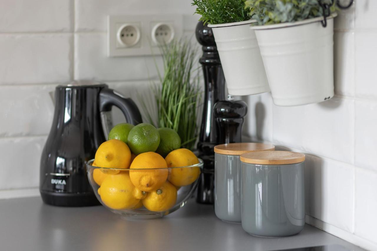 Cozy Apartment Gieysztora Wilanow By Noclegi Renters Varşova Dış mekan fotoğraf