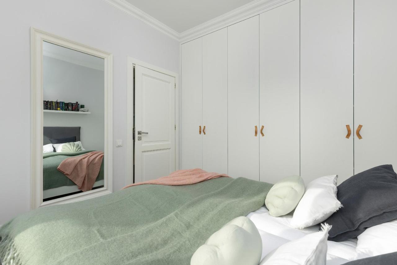 Cozy Apartment Gieysztora Wilanow By Noclegi Renters Varşova Dış mekan fotoğraf